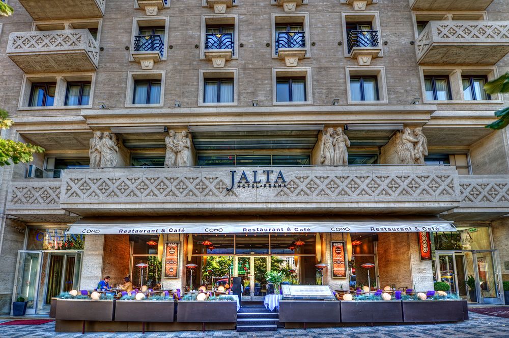 Jalta Boutique Hotel image 1